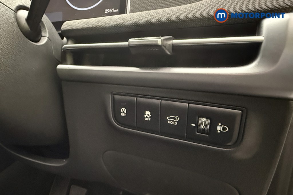Hyundai Tucson Premium Manual Petrol SUV - Stock Number (1588221) - 25th supplementary image