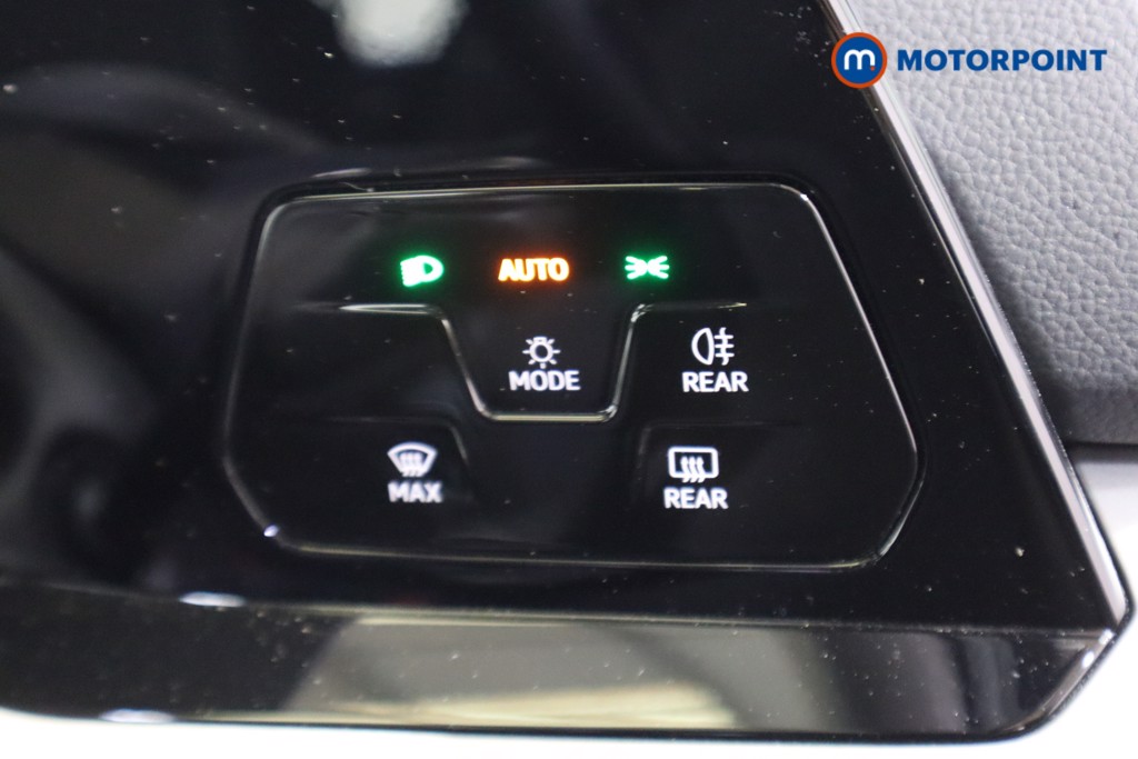 Volkswagen Golf Life Manual Petrol Hatchback - Stock Number (1588563) - 12th supplementary image