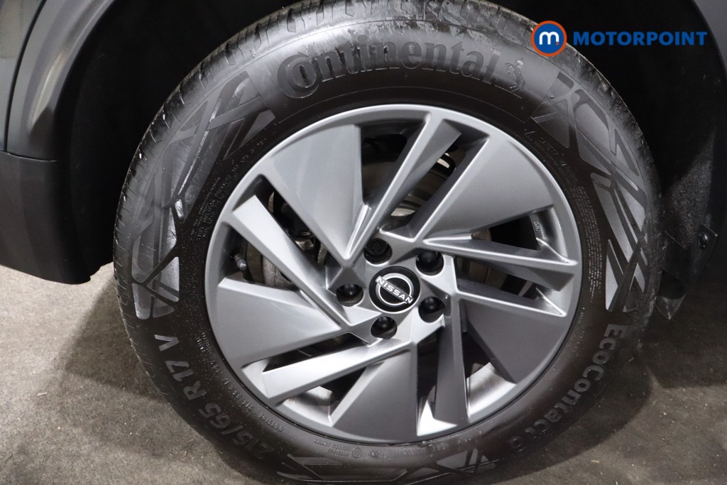 Nissan Qashqai Acenta Premium Manual Petrol SUV - Stock Number (1588771) - 9th supplementary image