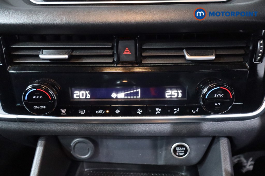 Nissan Qashqai Acenta Premium Manual Petrol SUV - Stock Number (1588771) - 16th supplementary image