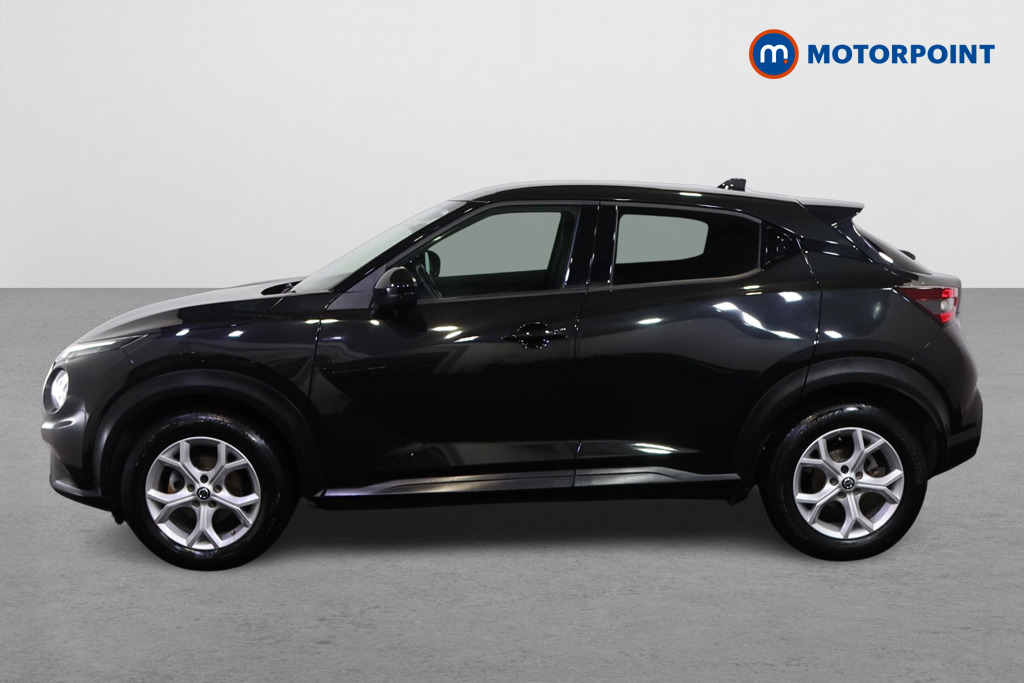 Nissan Juke N-Connecta Manual Petrol SUV - Stock Number (1588872) - Passenger side