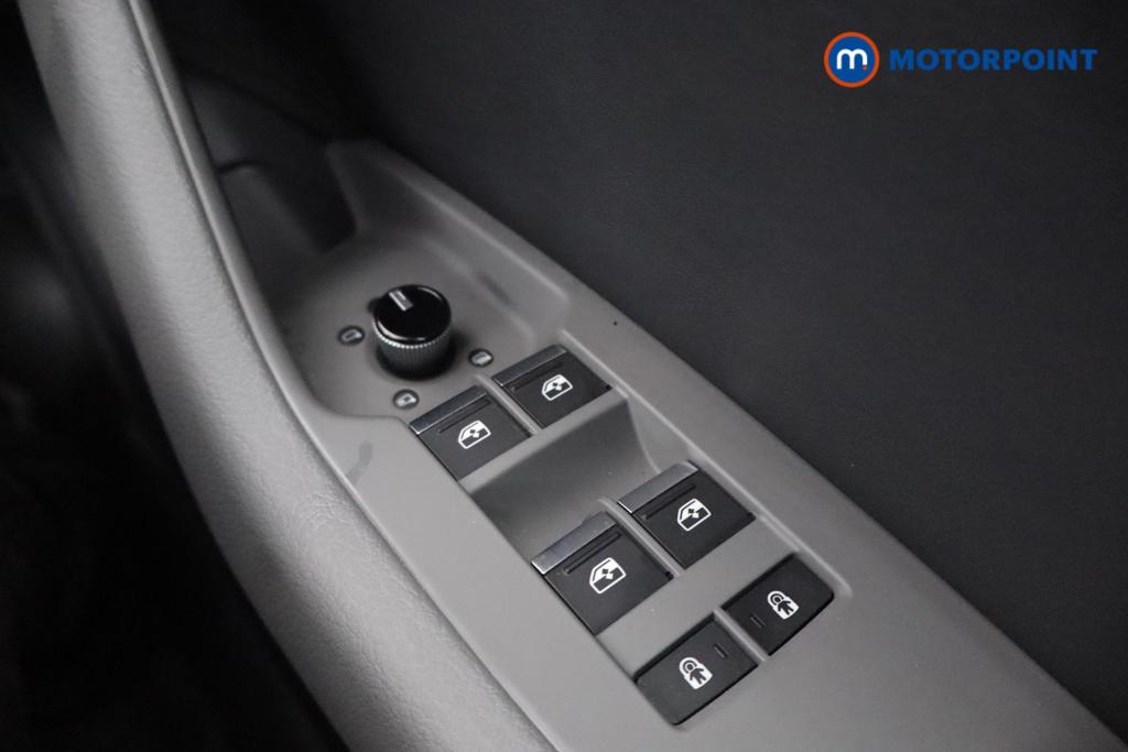 Audi A6 Black Edition Automatic Petrol Estate - Stock Number (1589109) - 14th supplementary image