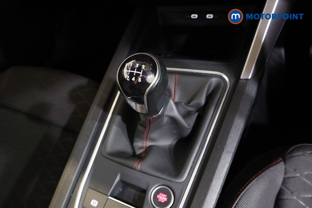 Seat Leon FR Manual Petrol Estate - Stock Number (1589143) - 9th supplementary image