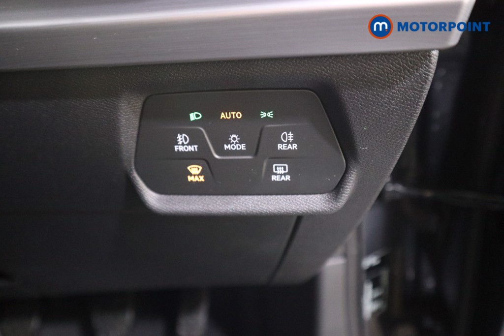 Seat Leon FR Manual Petrol Estate - Stock Number (1589143) - 10th supplementary image