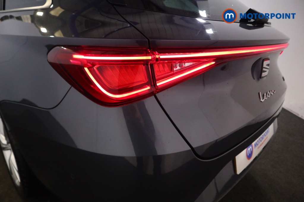 Seat Leon FR Manual Petrol Estate - Stock Number (1589143) - 24th supplementary image