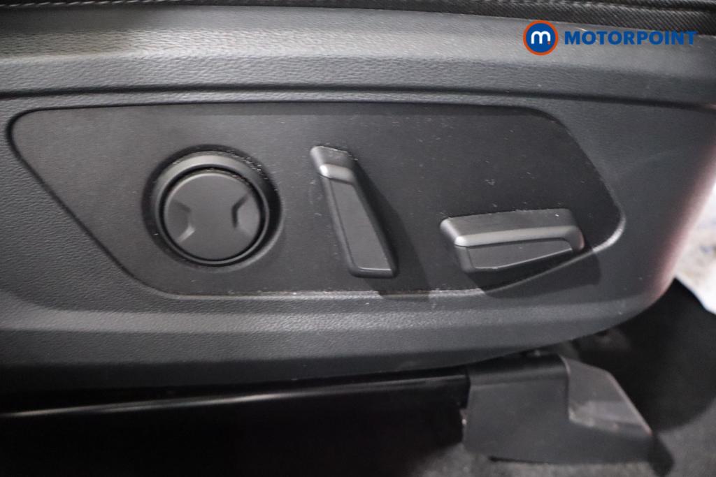 Hyundai Tucson Ultimate Automatic Petrol-Electric Hybrid SUV - Stock Number (1589363) - 11th supplementary image