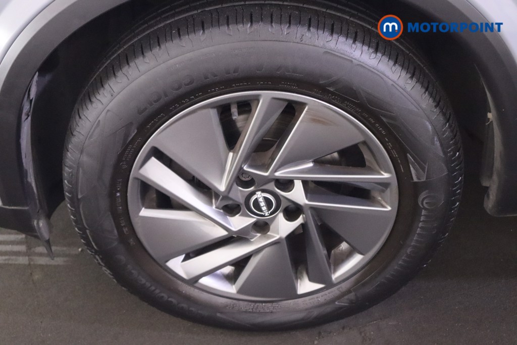 Nissan Qashqai Acenta Premium Manual Petrol SUV - Stock Number (1589436) - 23rd supplementary image