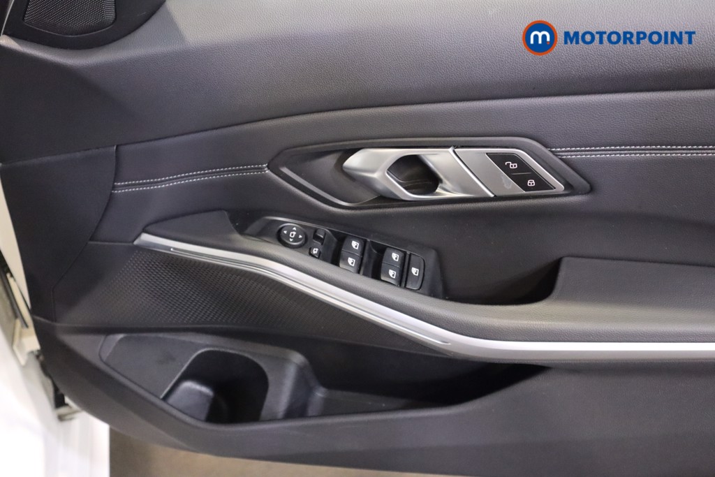 BMW 3 Series M Sport Automatic Petrol Saloon - Stock Number (1589591) - 9th supplementary image