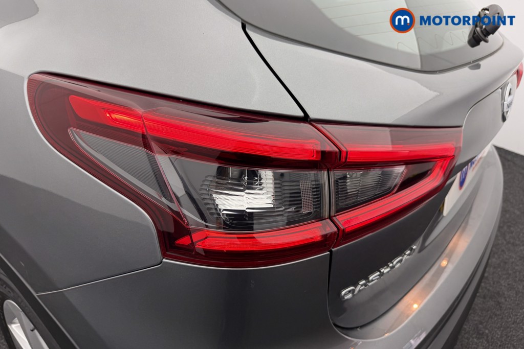 Nissan Qashqai Acenta Premium Manual Diesel SUV - Stock Number (1589608) - 21st supplementary image