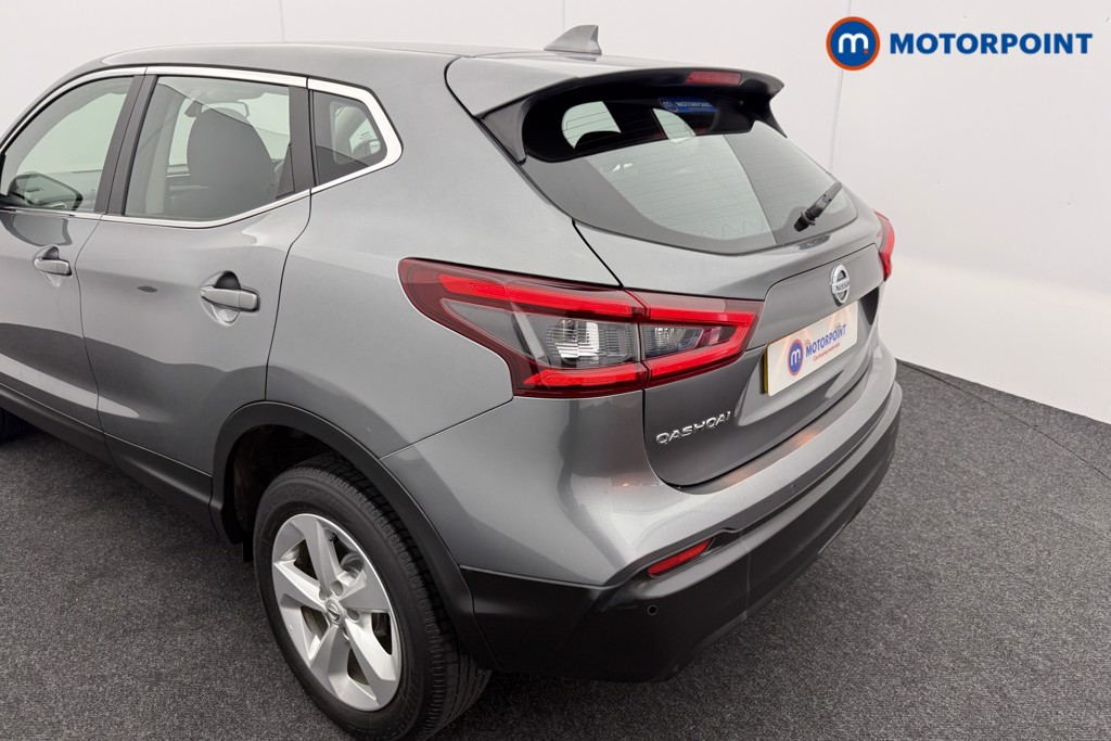 Nissan Qashqai Acenta Premium Manual Diesel SUV - Stock Number (1589608) - 22nd supplementary image