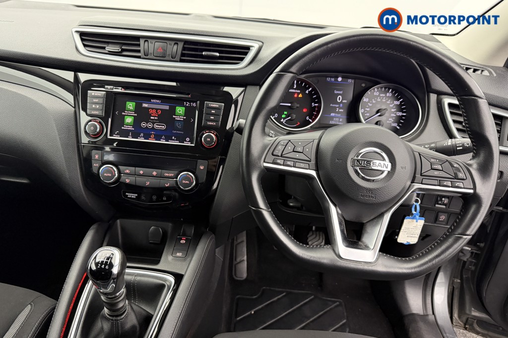 Nissan Qashqai Acenta Premium Manual Diesel SUV - Stock Number (1589608) - 1st supplementary image