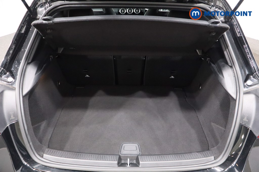 Mercedes-Benz A Class Amg Line Automatic Diesel Hatchback - Stock Number (1589752) - 40th supplementary image