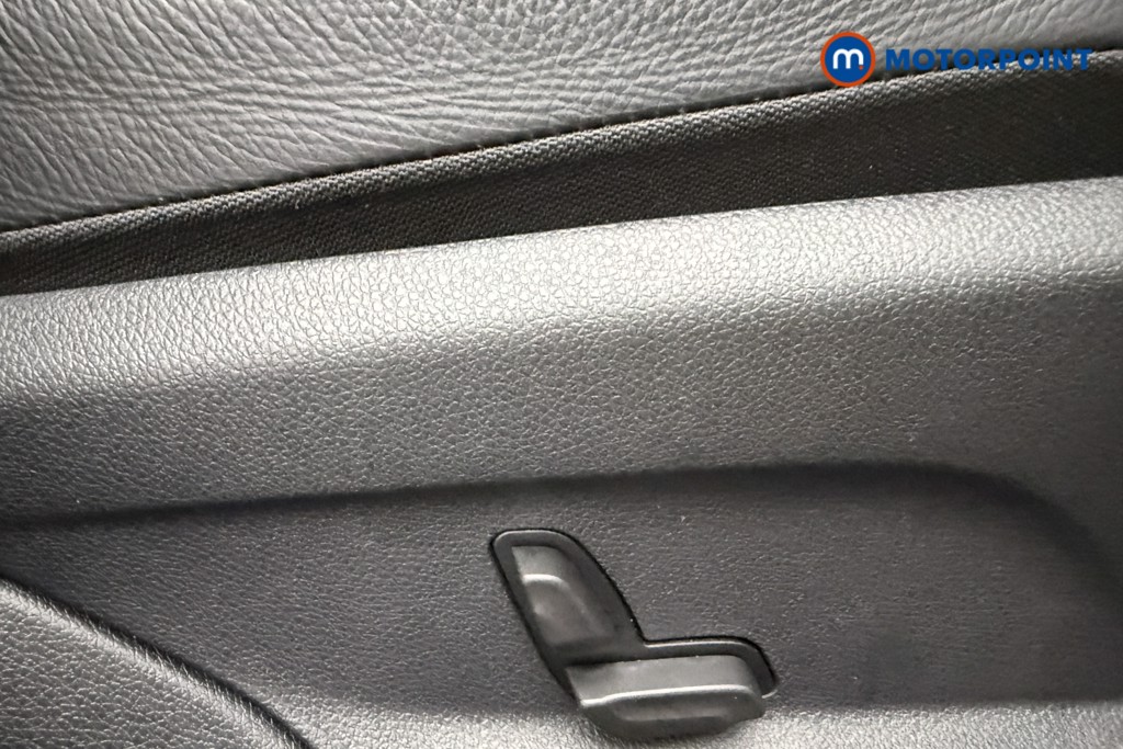 Mercedes-Benz GLC Amg Line Automatic Diesel SUV - Stock Number (1589765) - 18th supplementary image