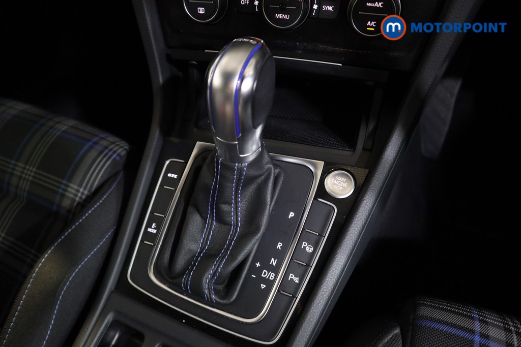 Volkswagen Golf GTE Automatic Petrol Plug-In Hybrid Hatchback - Stock Number (1589928) - 11th supplementary image