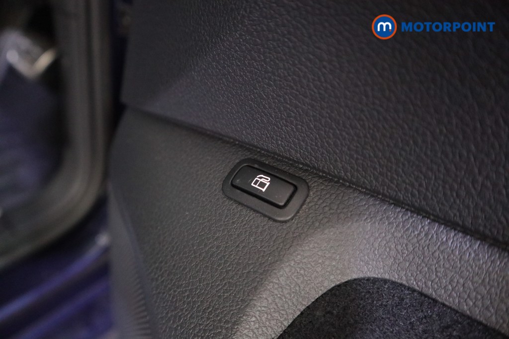 Volkswagen Golf GTE Automatic Petrol Plug-In Hybrid Hatchback - Stock Number (1589928) - 15th supplementary image