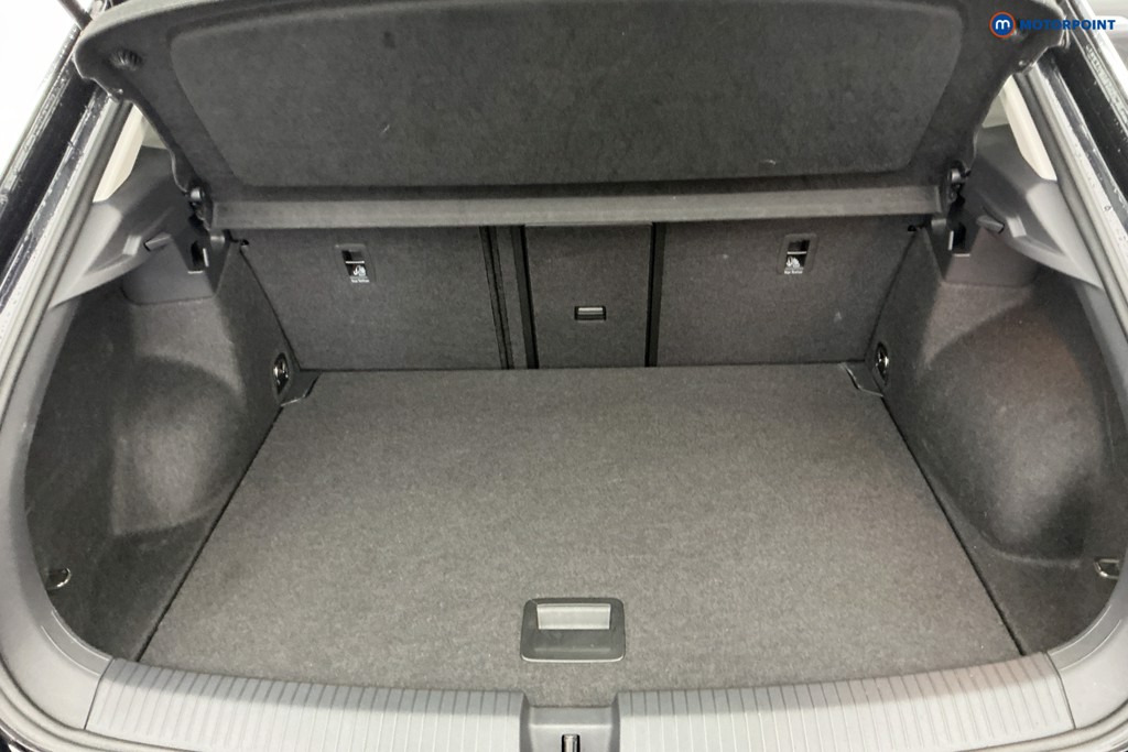 Volkswagen T-Roc Life Automatic Petrol SUV - Stock Number (1589943) - 3rd supplementary image