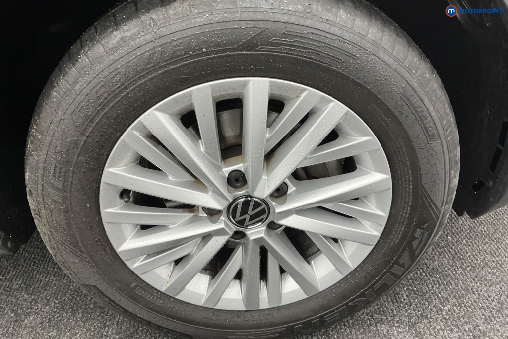 Volkswagen T-Roc Life Automatic Petrol SUV - Stock Number (1589943) - 32nd supplementary image
