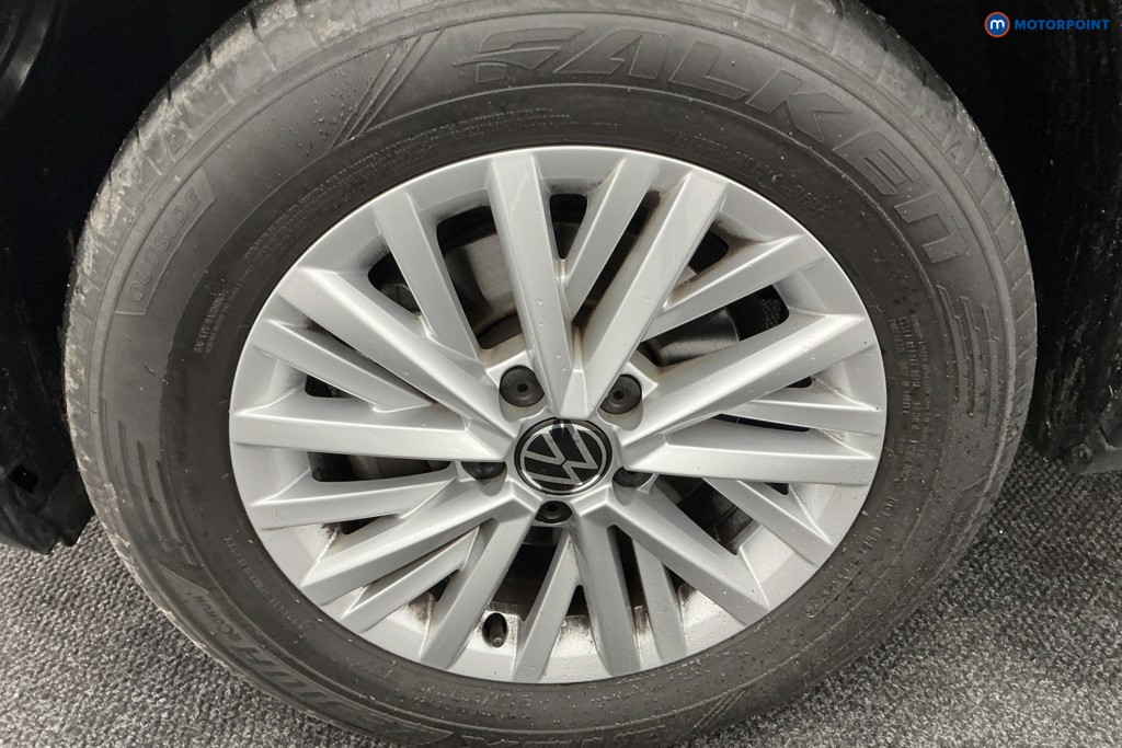 Volkswagen T-Roc Life Automatic Petrol SUV - Stock Number (1589943) - 33rd supplementary image