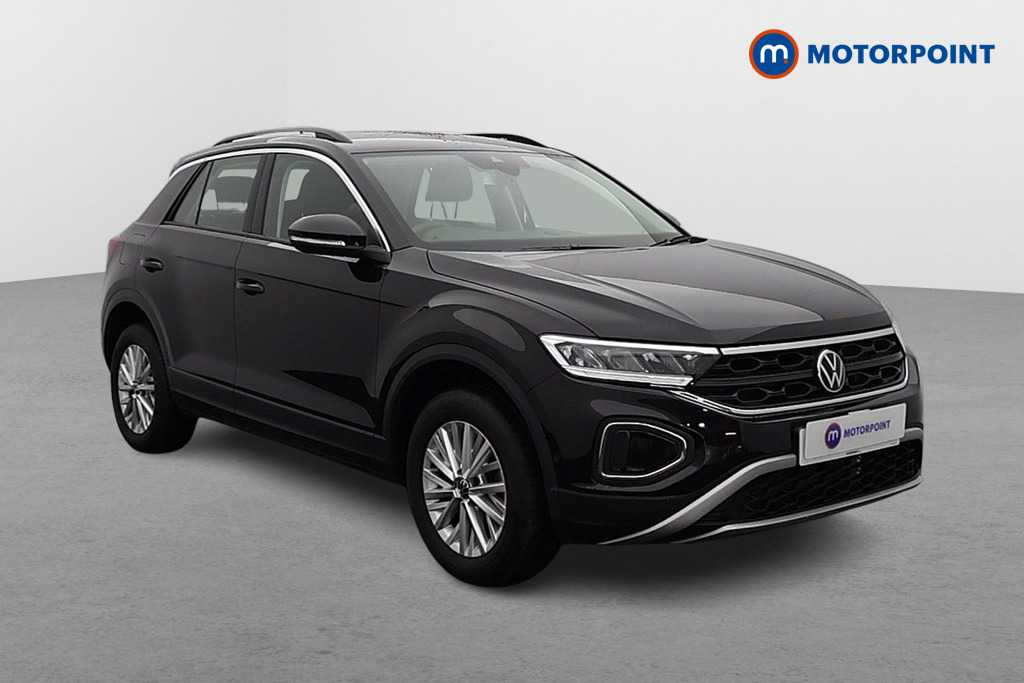 Volkswagen T-Roc Life Automatic Petrol SUV - Stock Number (1589943) - Drivers side front corner