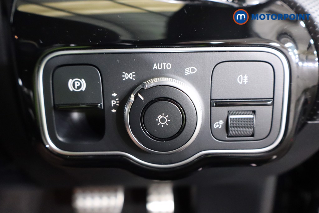 Mercedes-Benz CLA Amg Line Automatic Petrol Coupe - Stock Number (1589959) - 17th supplementary image