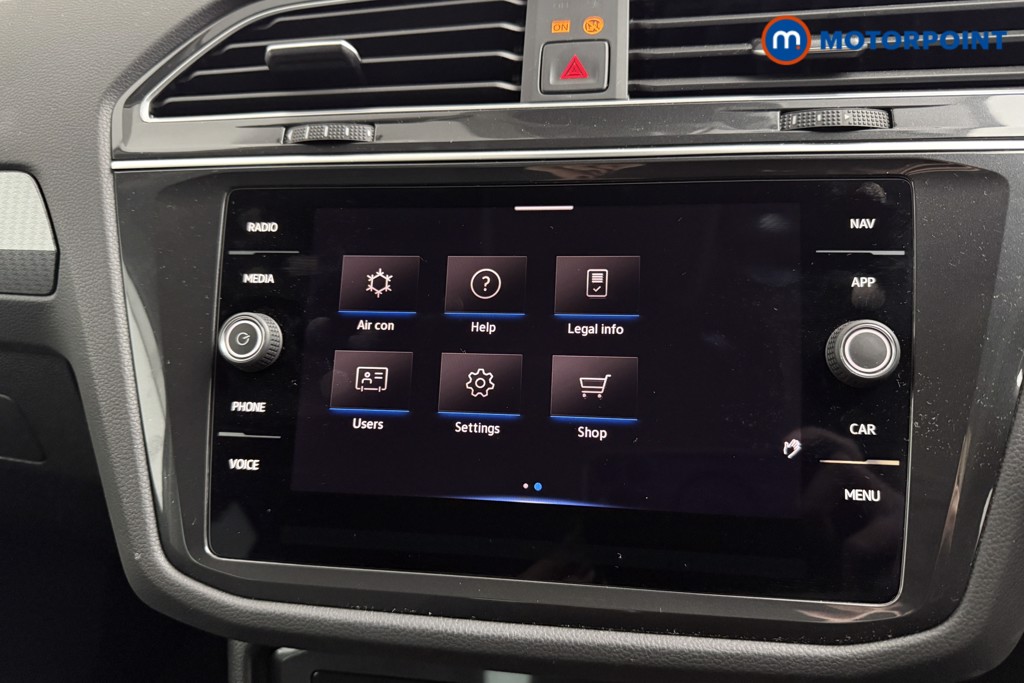 Volkswagen Tiguan Life Automatic Petrol SUV - Stock Number (1589971) - 8th supplementary image