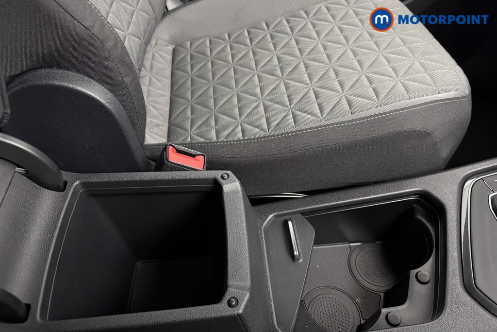 Volkswagen Tiguan Life Automatic Petrol SUV - Stock Number (1589971) - 15th supplementary image