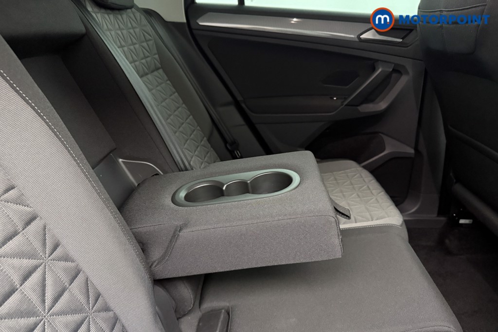 Volkswagen Tiguan Life Automatic Petrol SUV - Stock Number (1589971) - 24th supplementary image