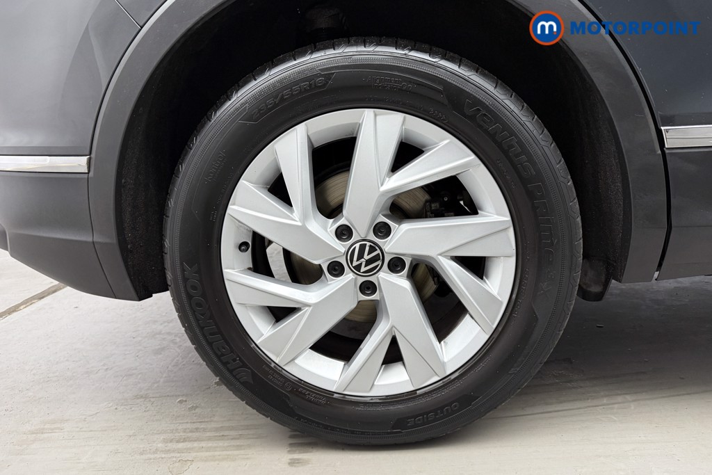 Volkswagen Tiguan Life Automatic Petrol SUV - Stock Number (1589971) - 31st supplementary image