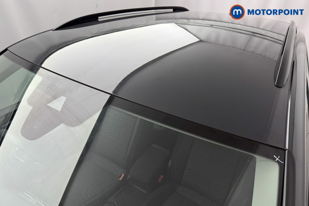 Volkswagen Tiguan Life Automatic Petrol SUV - Stock Number (1589971) - 34th supplementary image