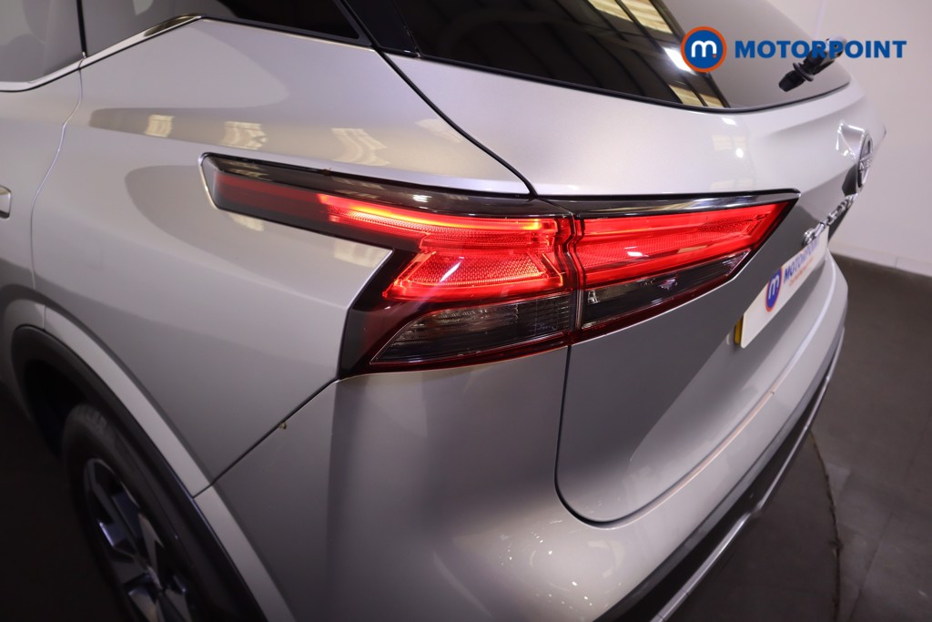 Nissan Qashqai N-Connecta Manual Petrol SUV - Stock Number (1589992) - 28th supplementary image