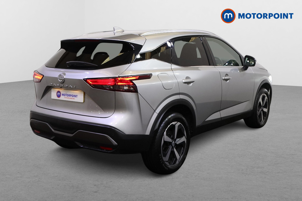 Nissan Qashqai N-Connecta Manual Petrol SUV - Stock Number (1589992) - Drivers side rear corner