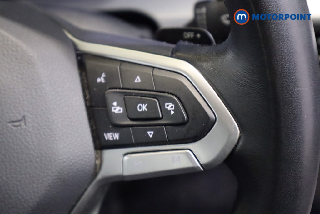 Volkswagen Golf Life Automatic Diesel Hatchback - Stock Number (1590078) - 13th supplementary image