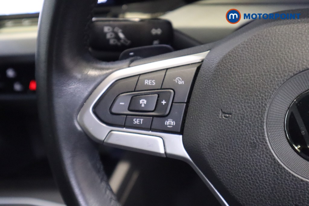 Volkswagen Golf Life Automatic Diesel Hatchback - Stock Number (1590078) - 15th supplementary image