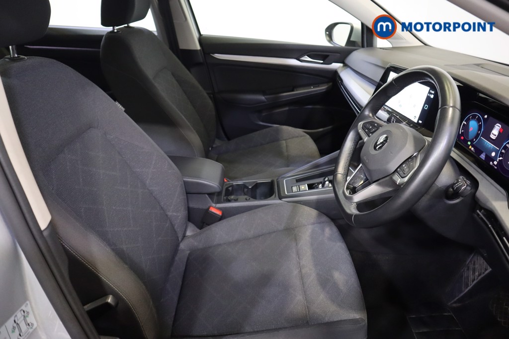 Volkswagen Golf Life Automatic Diesel Hatchback - Stock Number (1590078) - 17th supplementary image