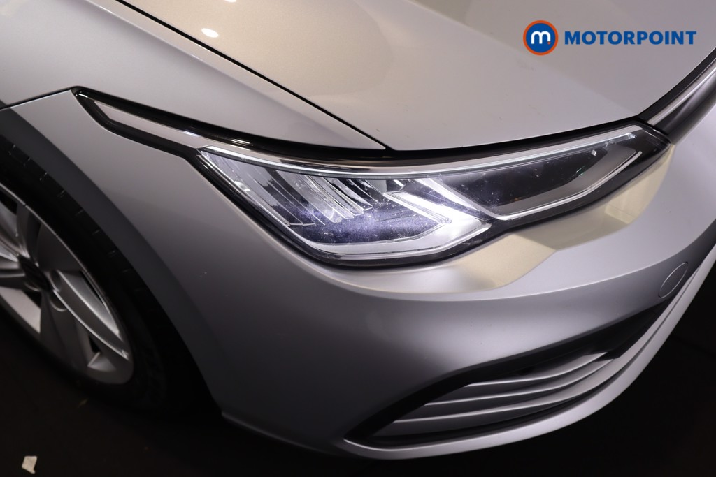 Volkswagen Golf Life Automatic Diesel Hatchback - Stock Number (1590078) - 21st supplementary image