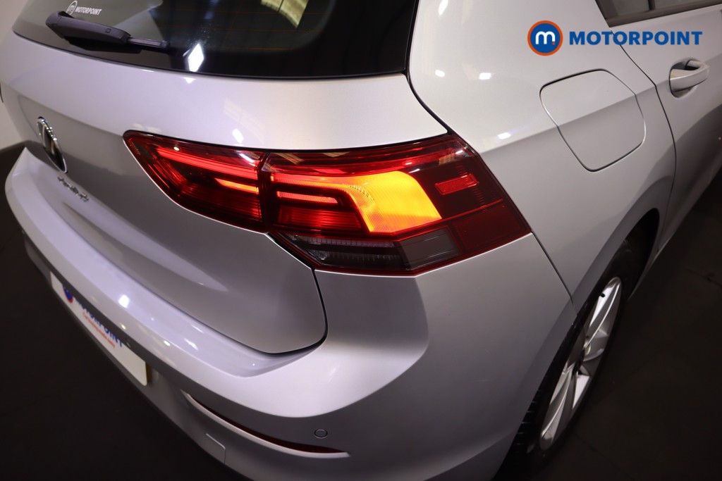 Volkswagen Golf Life Automatic Diesel Hatchback - Stock Number (1590078) - 22nd supplementary image