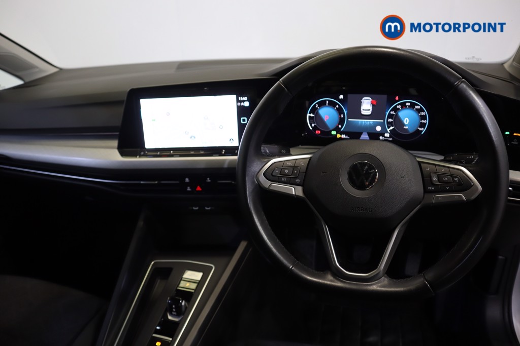 Volkswagen Golf Life Automatic Diesel Hatchback - Stock Number (1590078) - 1st supplementary image