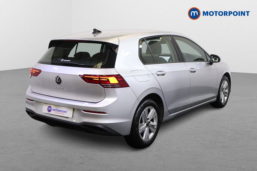 Volkswagen Golf Life Automatic Diesel Hatchback - Stock Number (1590078) - Drivers side rear corner