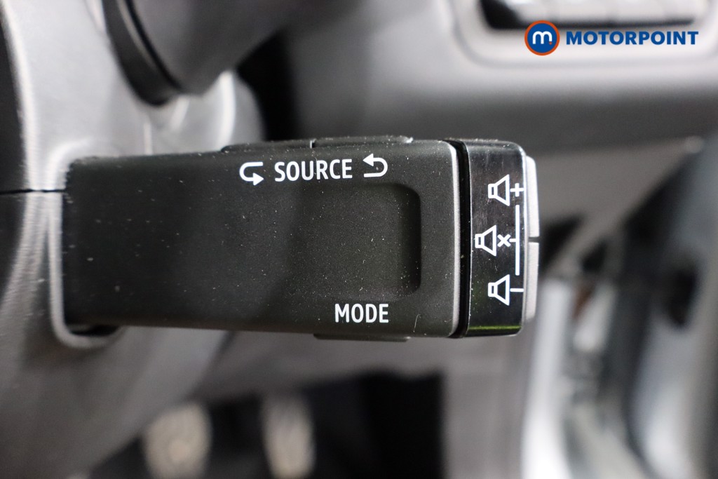 Renault Captur Rive Gauche Manual Petrol SUV - Stock Number (1590105) - 19th supplementary image