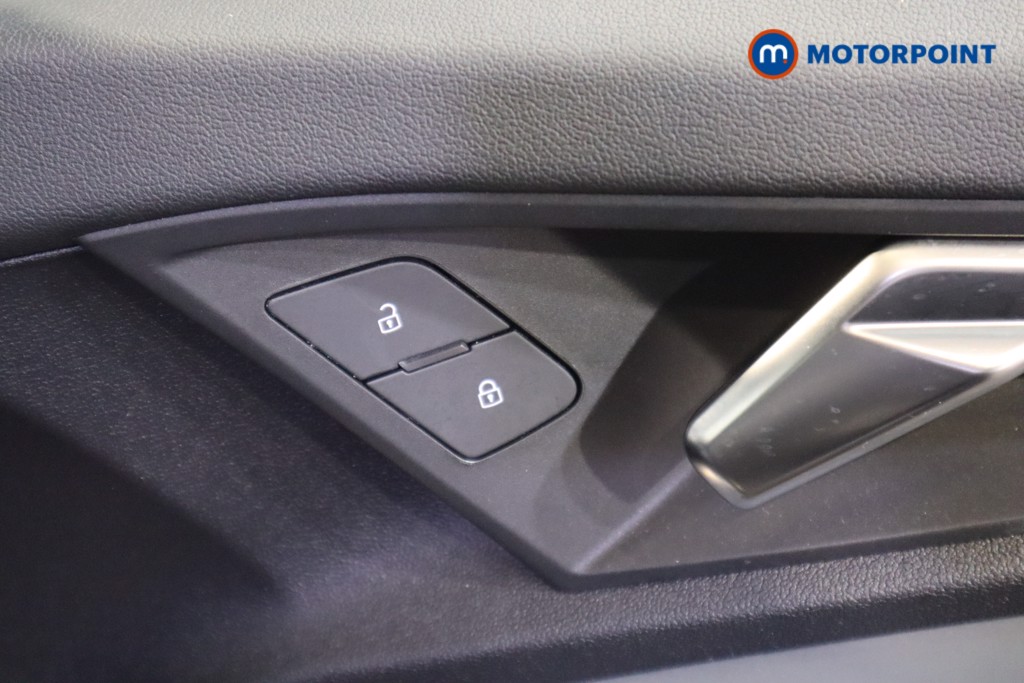 Audi A3 S Line Manual Petrol Hatchback - Stock Number (1590339) - 12th supplementary image