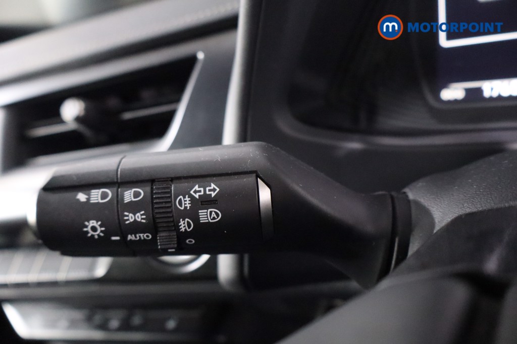 Lexus UX 250H 2.0 5Dr Cvt Premium Pack Pro Automatic Petrol-Electric Hybrid SUV - Stock Number (1590342) - 25th supplementary image
