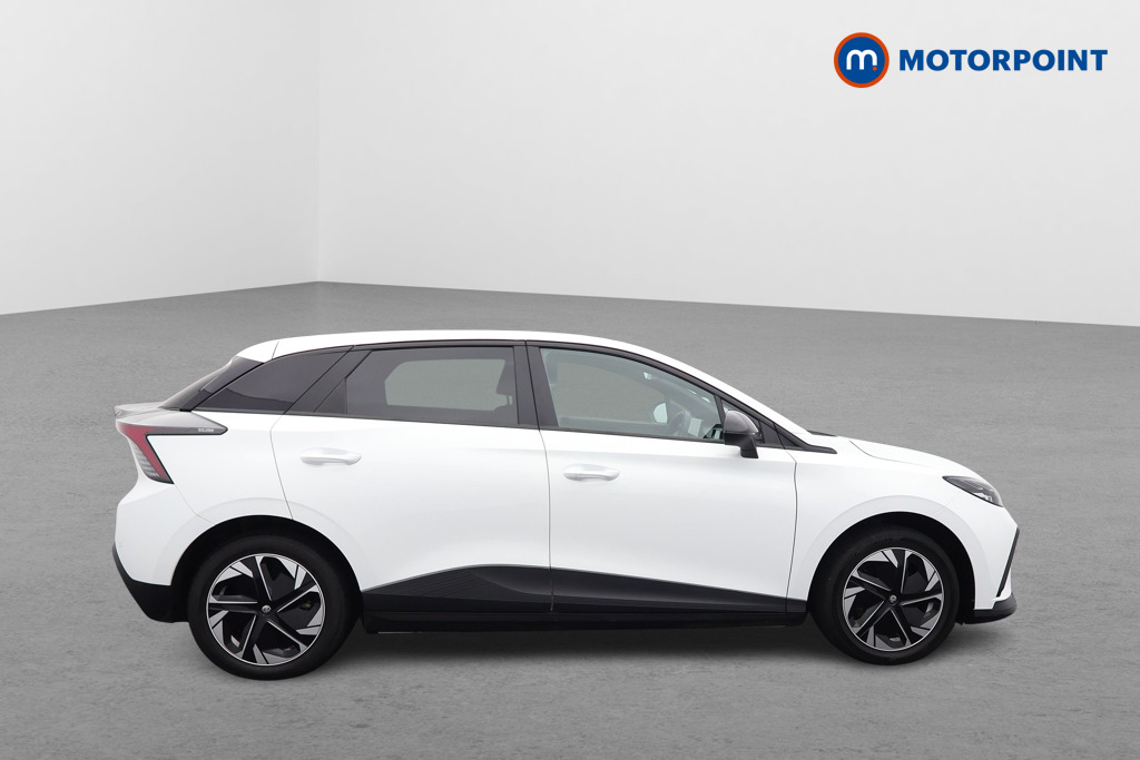 Mg Motor Uk MG4 SE Automatic Electric SUV - Stock Number (1590432) - Drivers side front corner