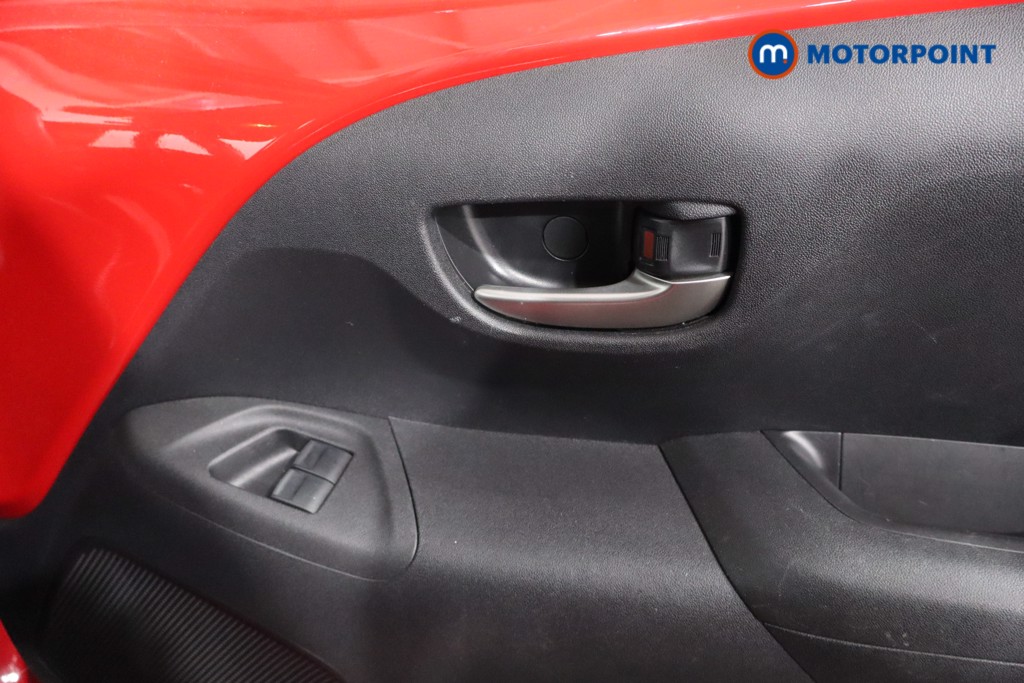 Toyota Aygo X-Play Manual Petrol Hatchback - Stock Number (1590624) - 20th supplementary image