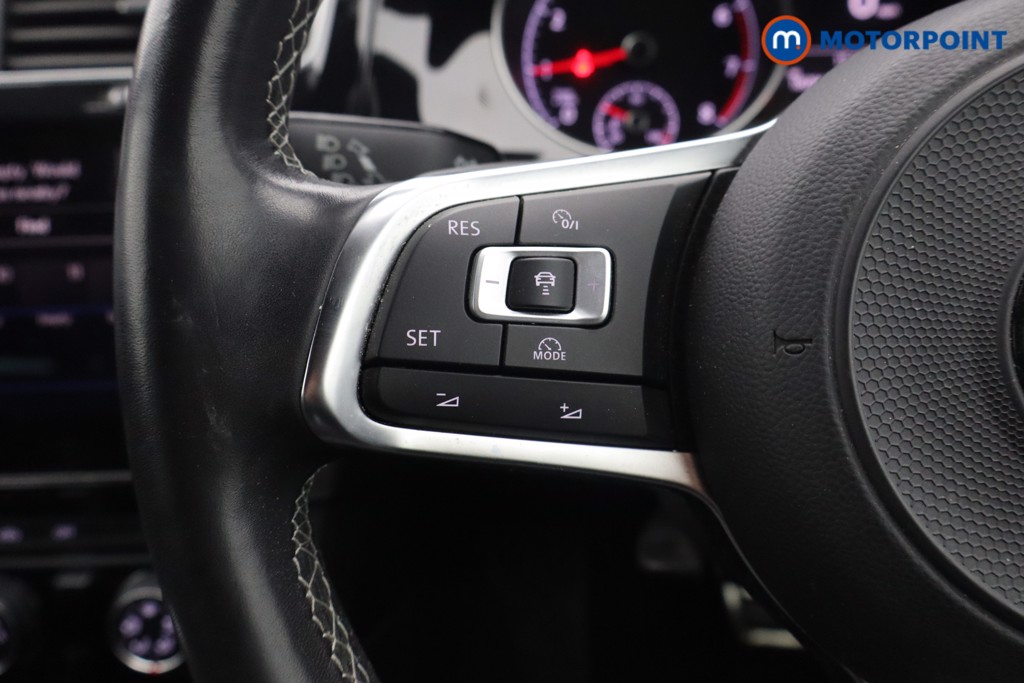 Volkswagen Golf R-Line Automatic Petrol Hatchback - Stock Number (1563279) - 3rd supplementary image