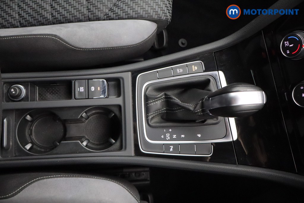 Volkswagen Golf R-Line Automatic Petrol Hatchback - Stock Number (1563279) - 7th supplementary image