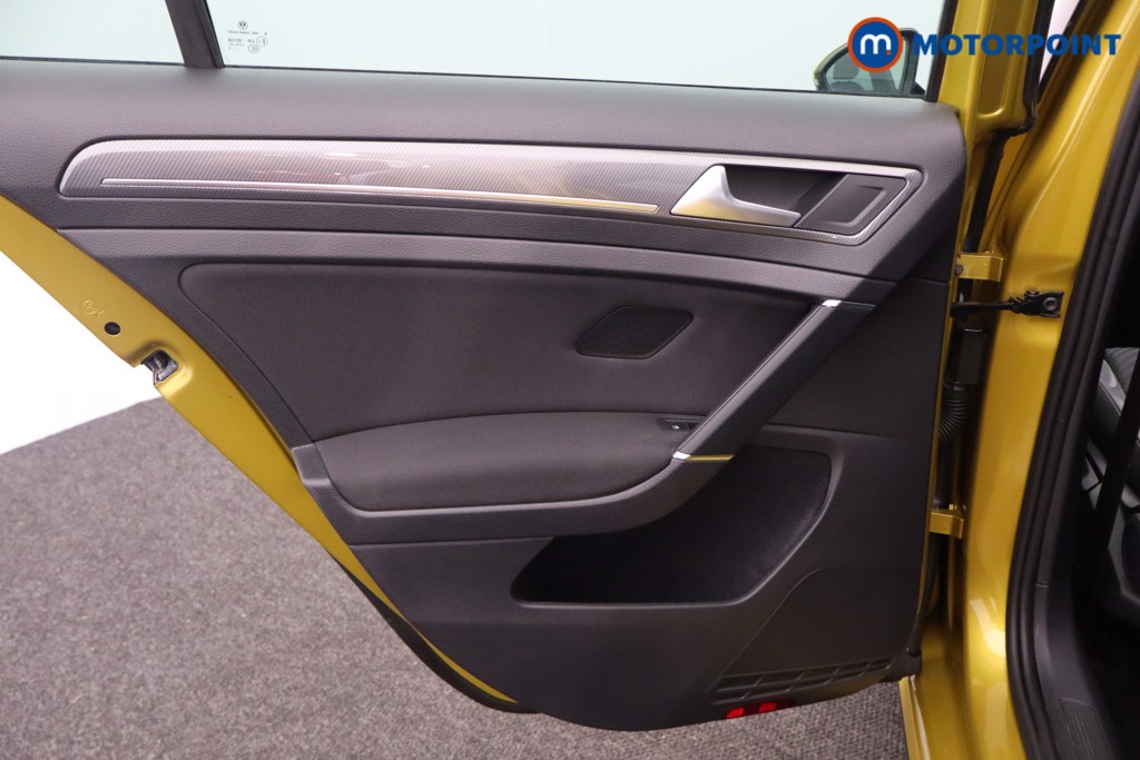 Volkswagen Golf R-Line Automatic Petrol Hatchback - Stock Number (1563279) - 18th supplementary image