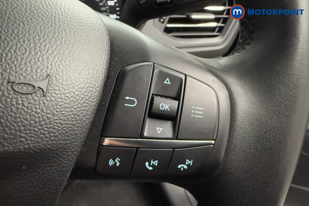 Ford Focus Active Manual Petrol Hatchback - Stock Number (1568617) - 5th supplementary image