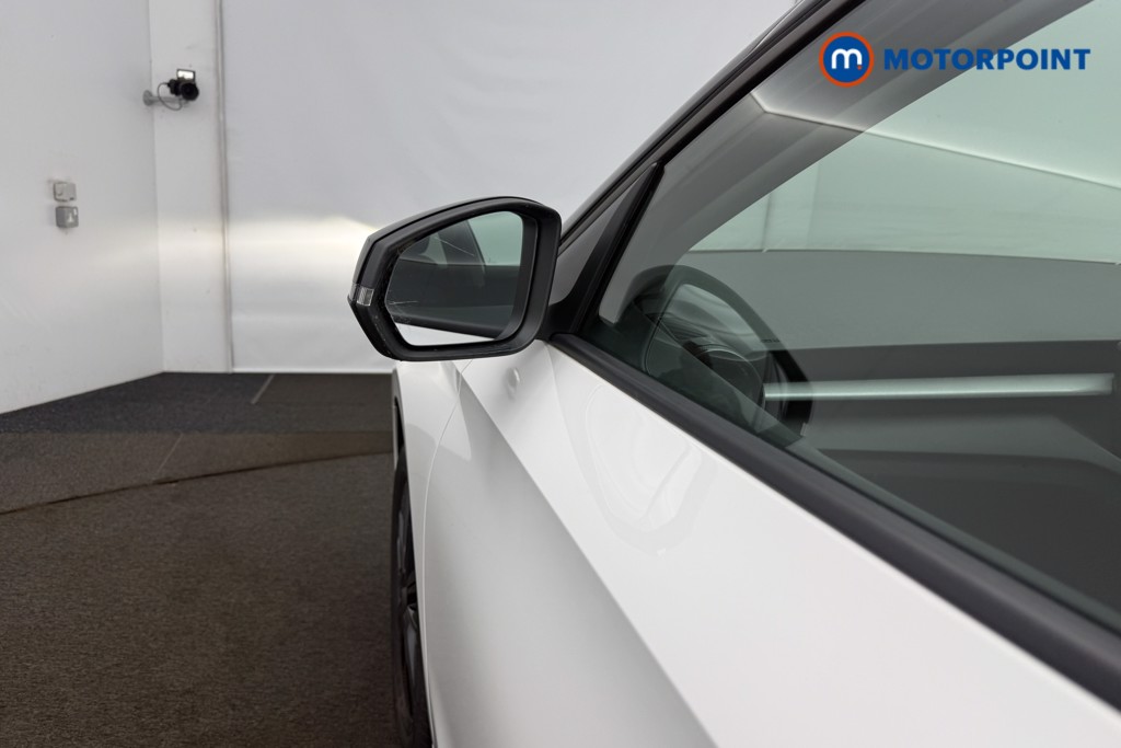 Skoda Fabia Colour Edition Manual Petrol Hatchback - Stock Number (1570645) - 26th supplementary image