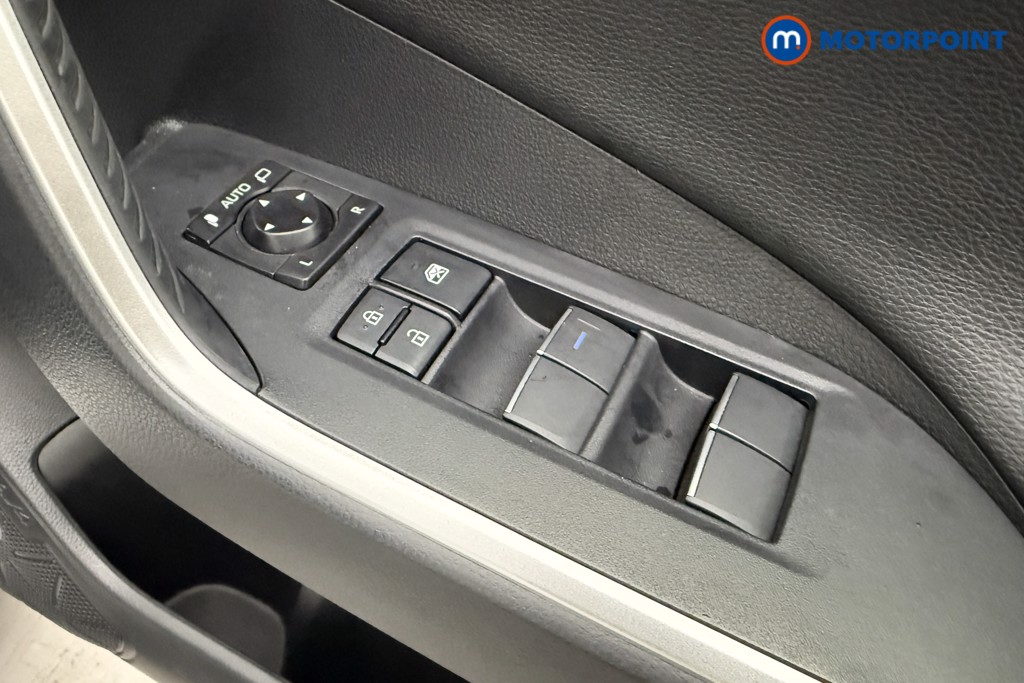 Toyota Rav4 Design Automatic Petrol-Electric Hybrid SUV - Stock Number (1571963) - 16th supplementary image