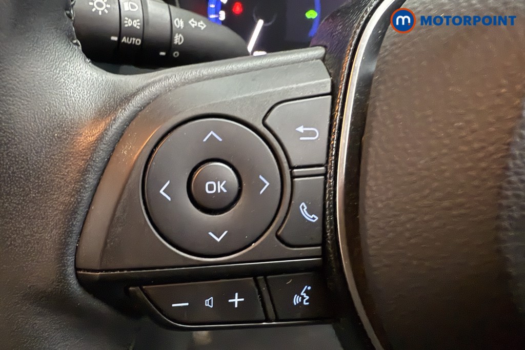 Toyota Corolla Design Automatic Petrol-Electric Hybrid Hatchback - Stock Number (1574324) - 4th supplementary image